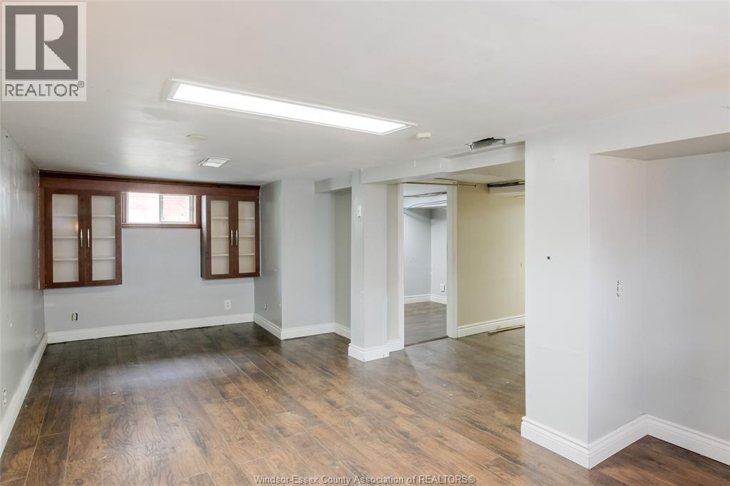 1054 Glidden, Windsor, ON - Indoor