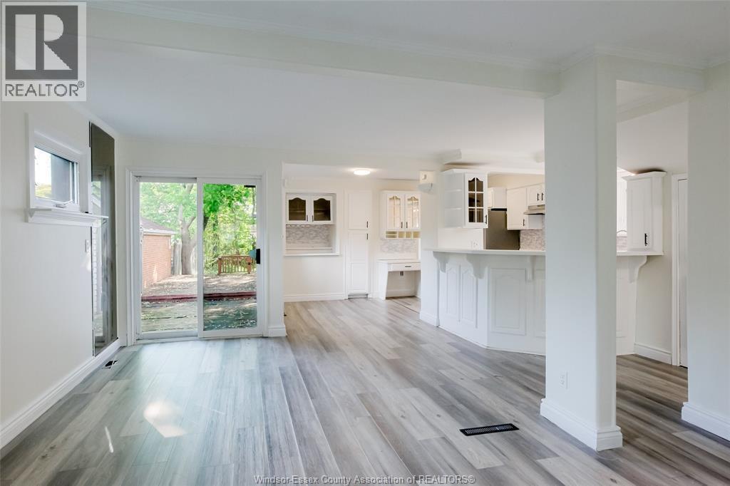 1054 Glidden, Windsor, ON - Indoor