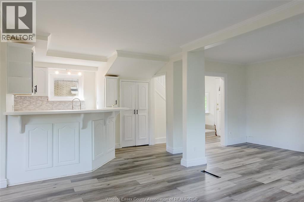 1054 Glidden, Windsor, ON - Indoor Photo Showing Other Room