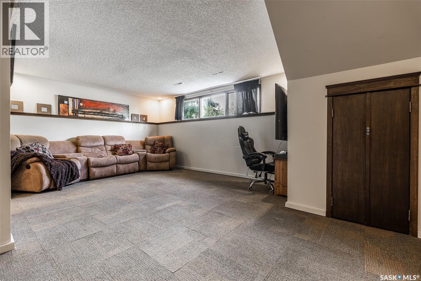 161 Columbia Drive, Saskatoon, SK