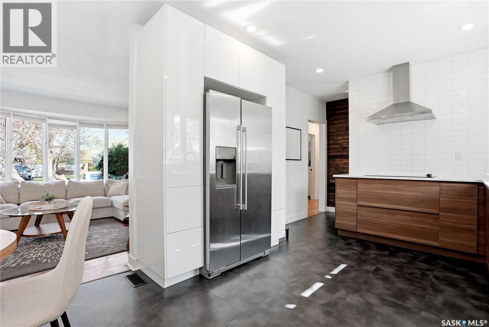 1918 Ewart Avenue, Saskatoon, SK - Indoor