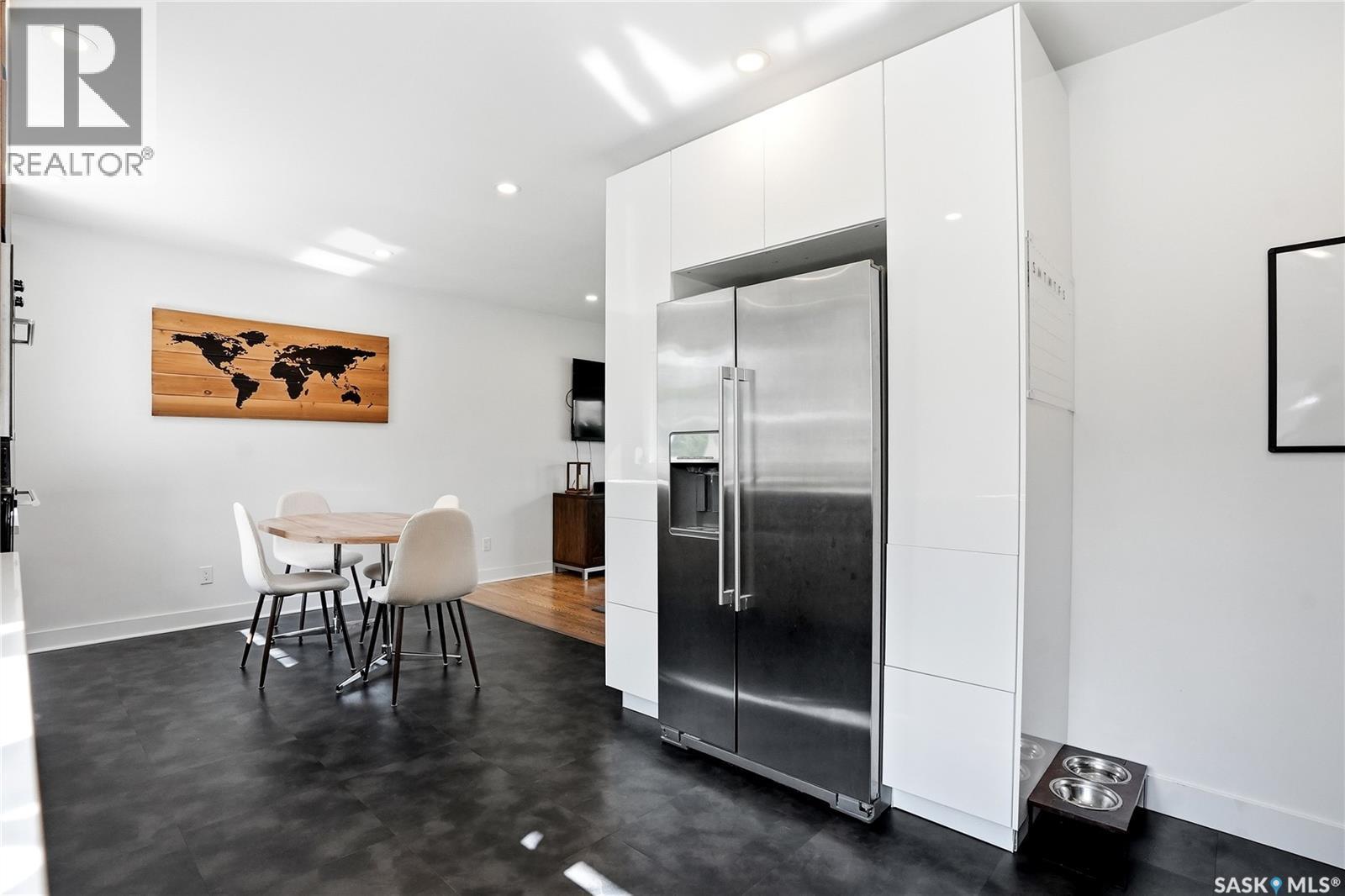1918 Ewart Avenue, Saskatoon, SK - Indoor