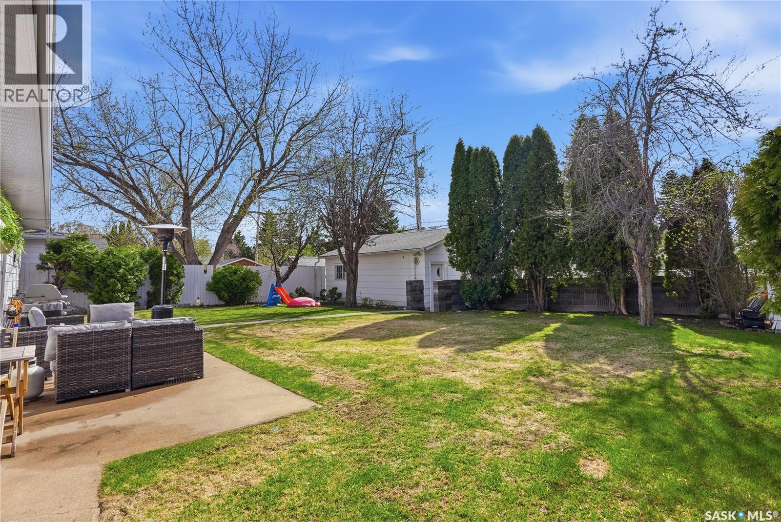1918 Ewart Avenue, Saskatoon, SK - Outdoor