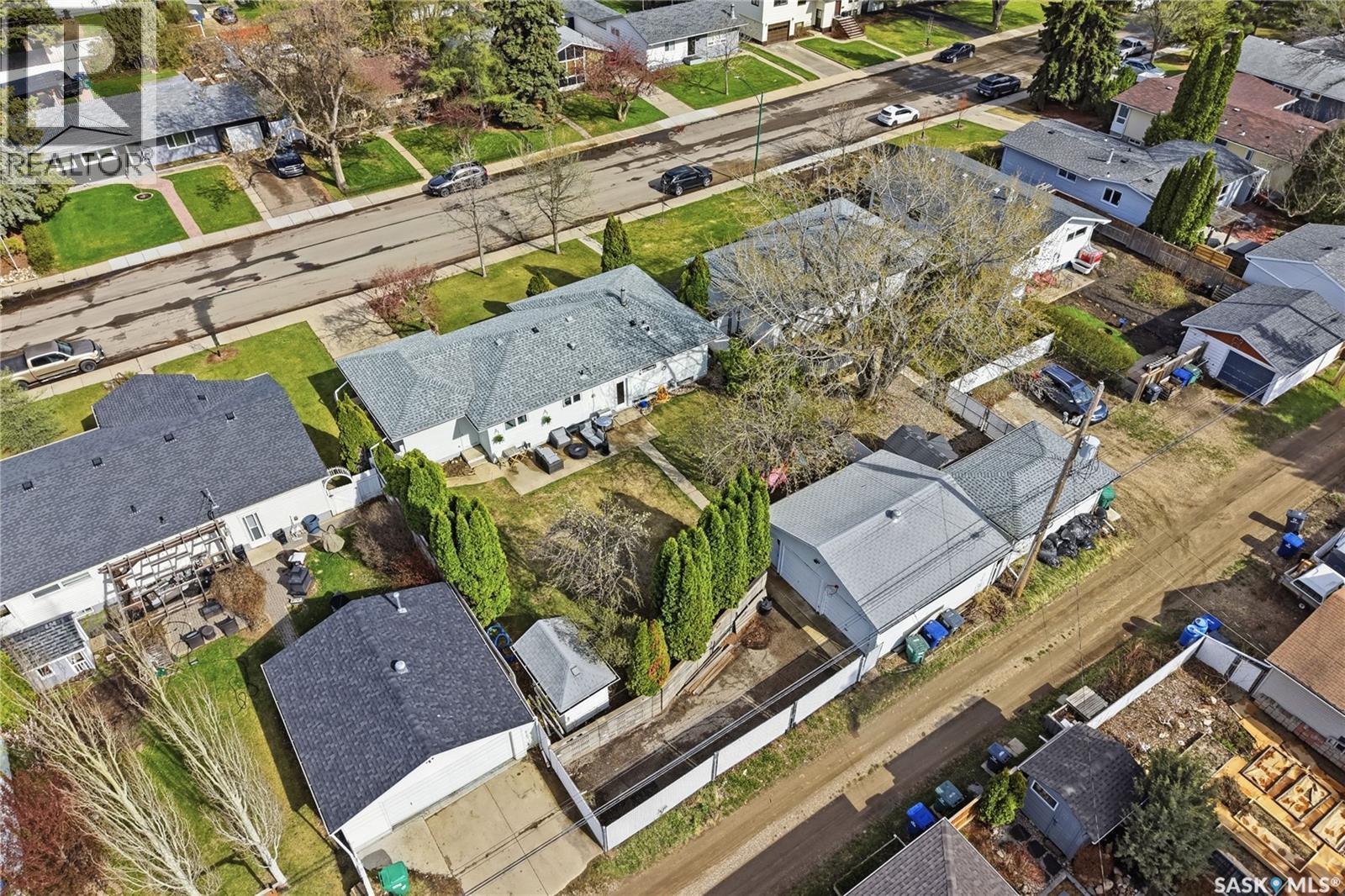 1918 Ewart Avenue, Saskatoon, SK - Outdoor With View