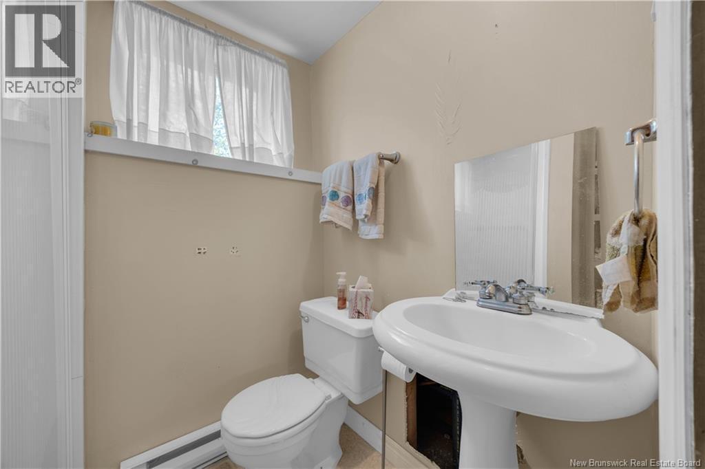 49 Allingham Crescent, Saint John, NB - Indoor Photo Showing Bathroom