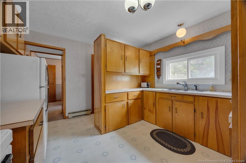 49 Allingham Crescent, Saint John, NB - Indoor Photo Showing Kitchen With Double Sink