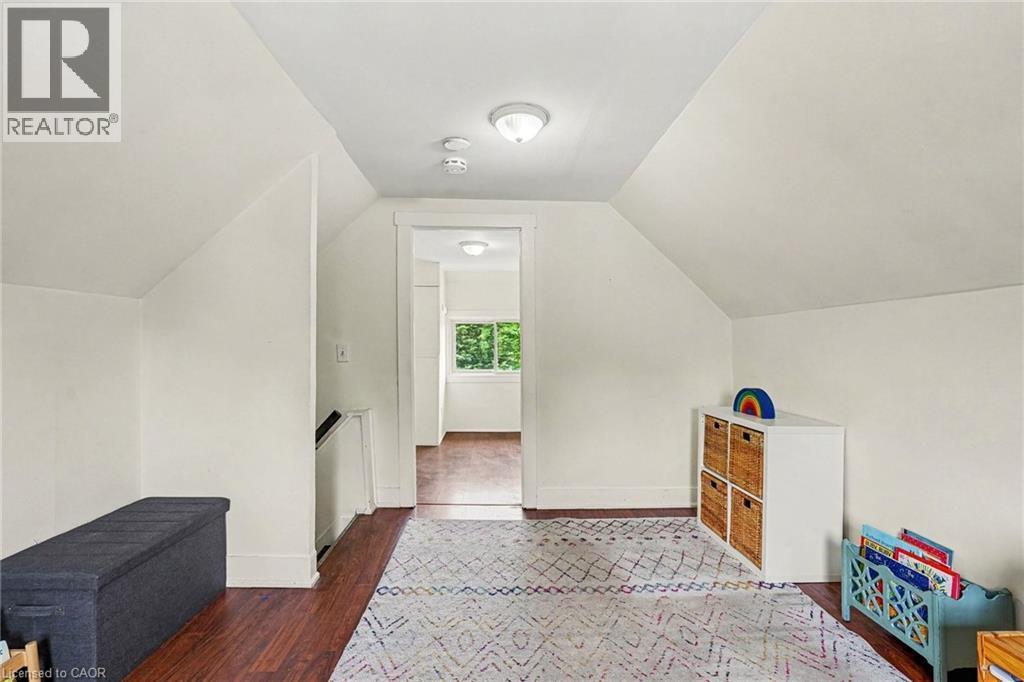 30 Province Street S, Hamilton, ON - Indoor Photo Showing Other Room