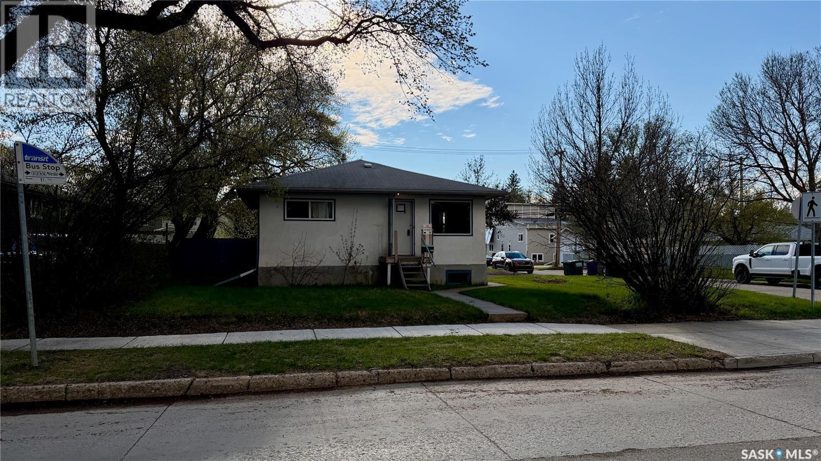 2102 Herman Avenue, Saskatoon, SK