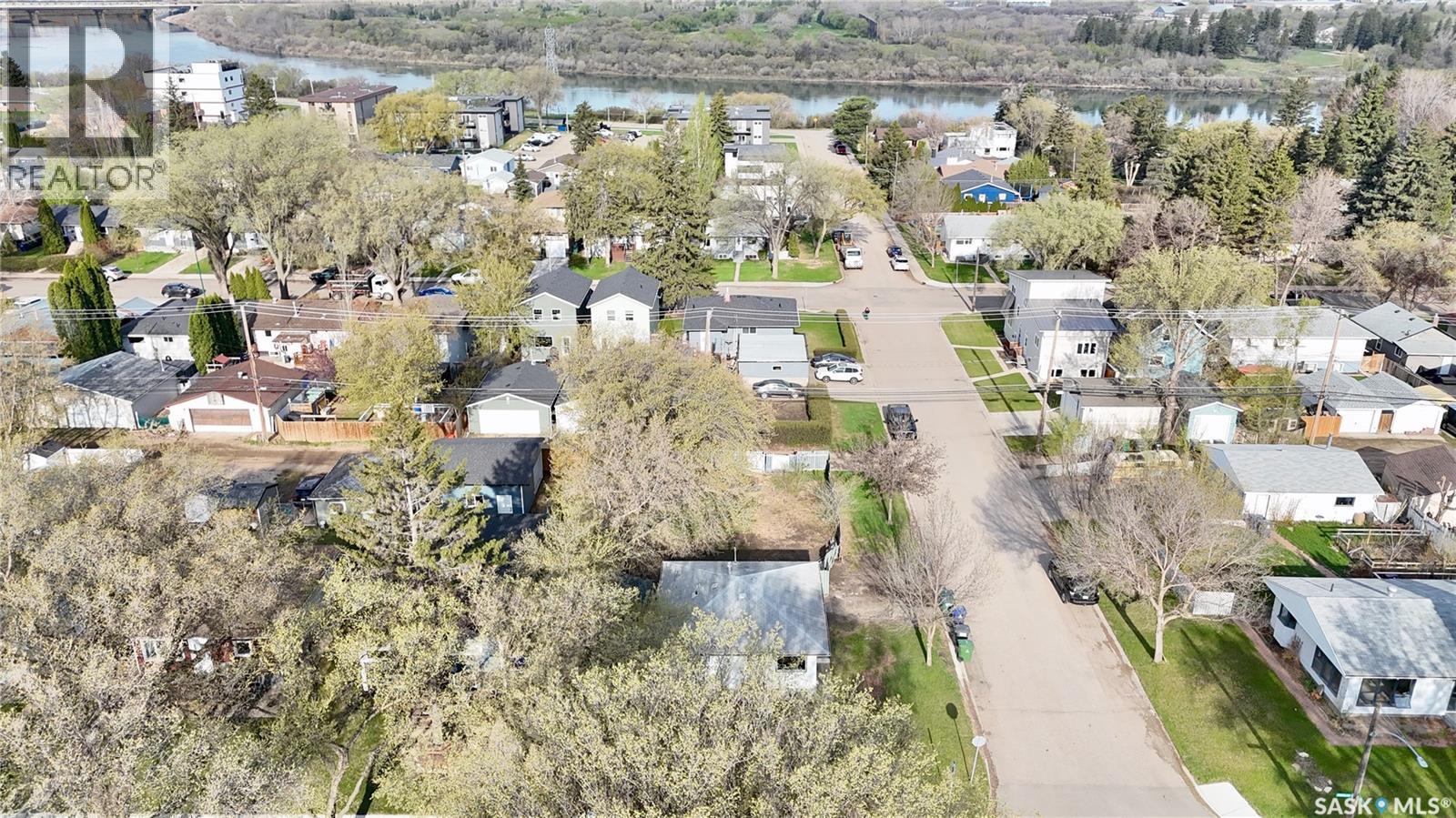 2102 Herman Avenue, Saskatoon, SK