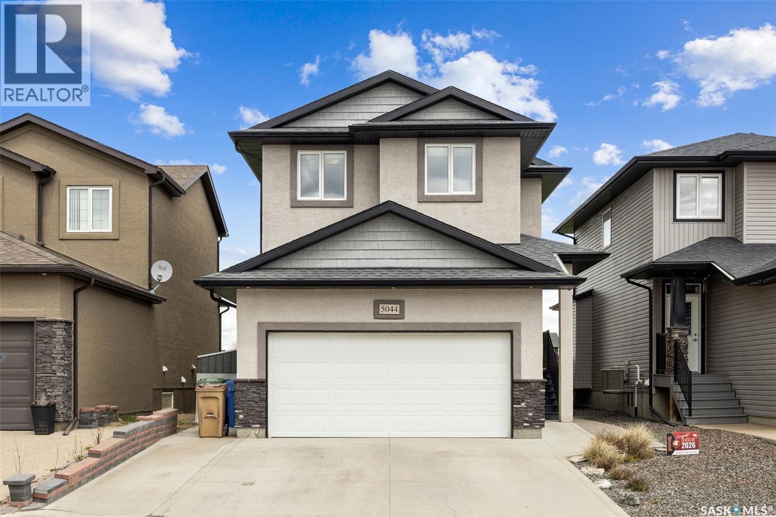 5044 Crane Crescent, Regina, SK - Outdoor With Facade