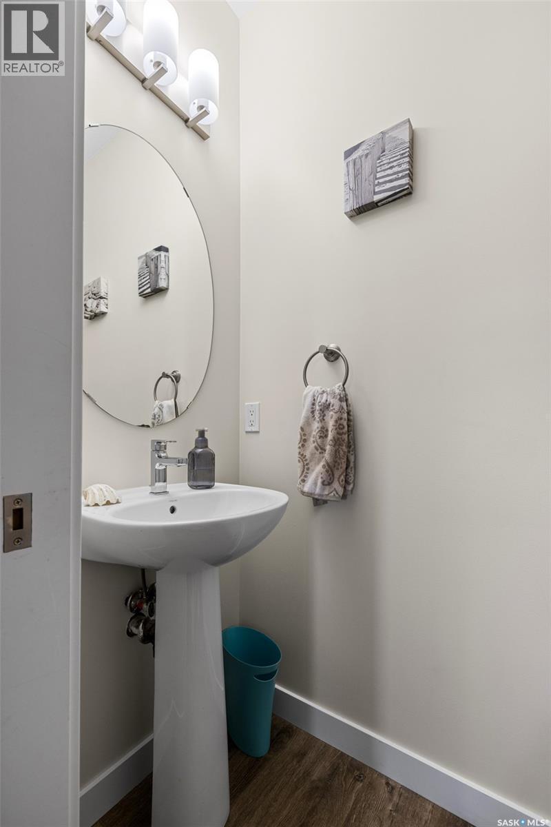 5044 Crane Crescent, Regina, SK - Indoor Photo Showing Bathroom