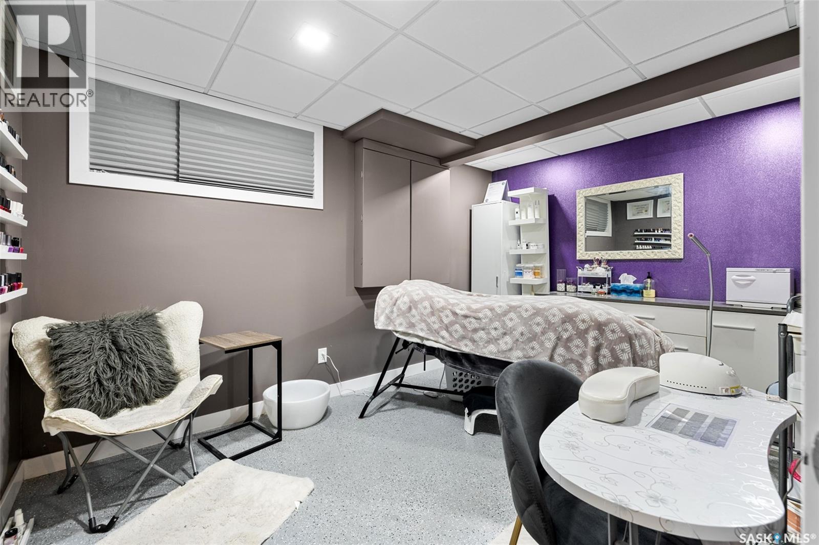 5044 Crane Crescent, Regina, SK - Indoor