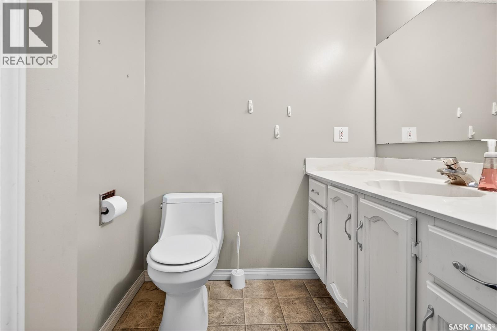29 Edelweiss Crescent, Moose Jaw, SK - Indoor Photo Showing Bathroom