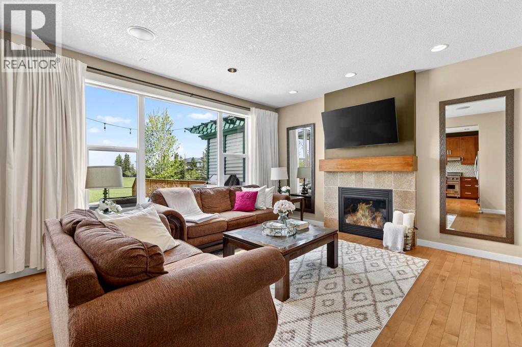 Living room - 44 Elgin Meadows Link Se, Calgary, AB