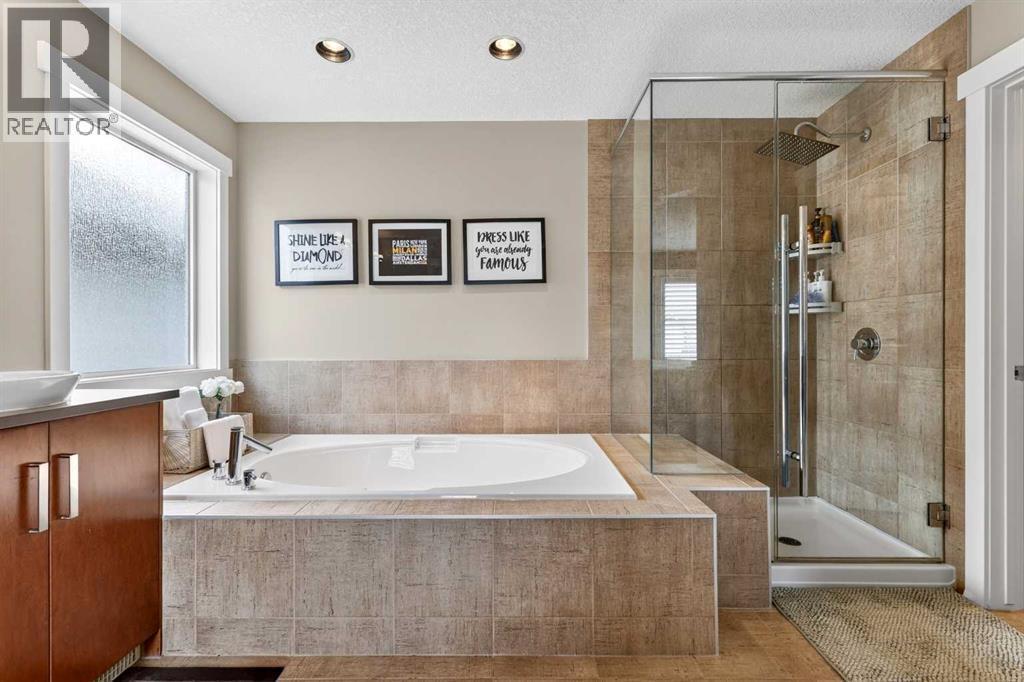 Ensuite - 44 Elgin Meadows Link Se, Calgary, AB