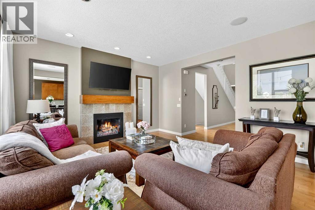 Living room - 44 Elgin Meadows Link Se, Calgary, AB