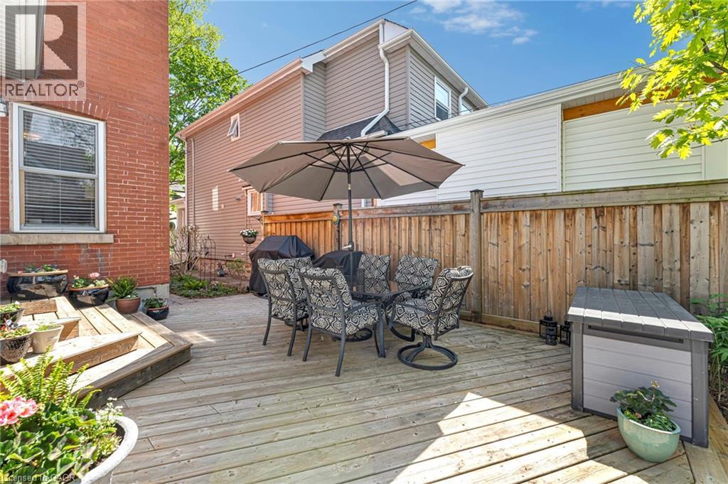 546 Hurd Avenue, Burlington, ON - Outdoor With Deck Patio Veranda With Exterior