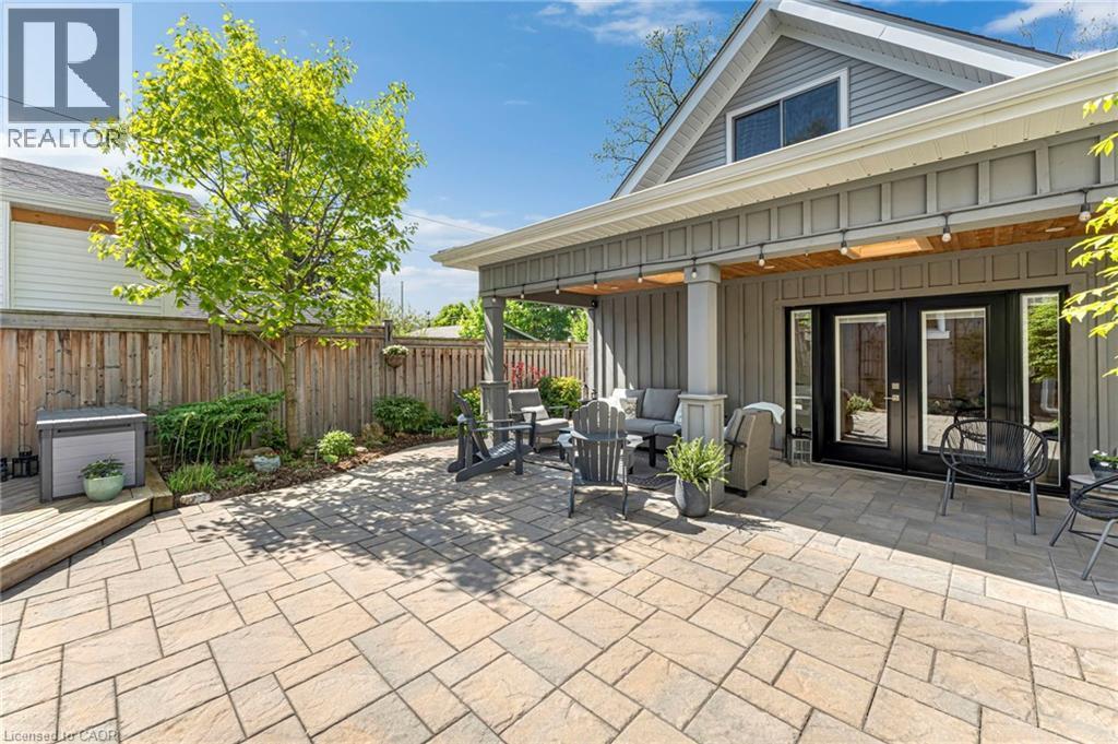 546 Hurd Avenue, Burlington, ON - Outdoor With Deck Patio Veranda