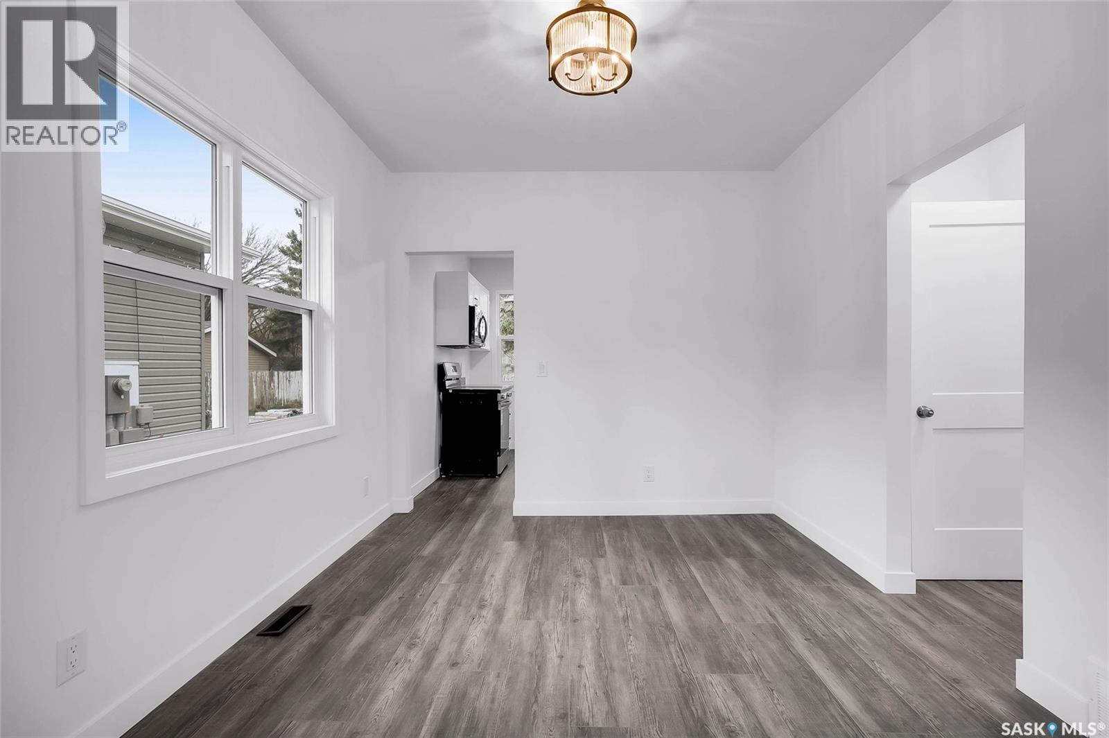 1230 E Avenue N, Saskatoon, SK - Indoor Photo Showing Other Room