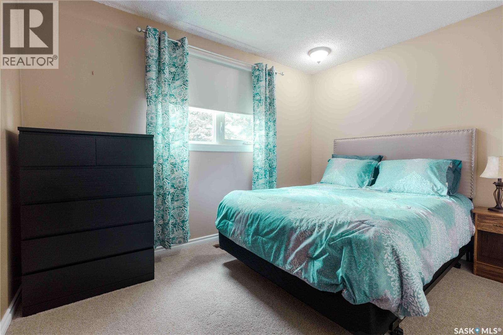 466 Smith Crescent, Saskatoon, SK