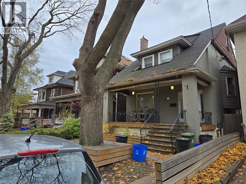 17 Fairleigh Avenue S, Hamilton, ON - Outdoor With Deck Patio Veranda