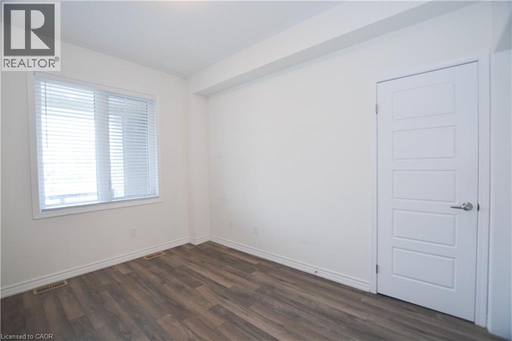 10 Daylily Lane, Kitchener, ON