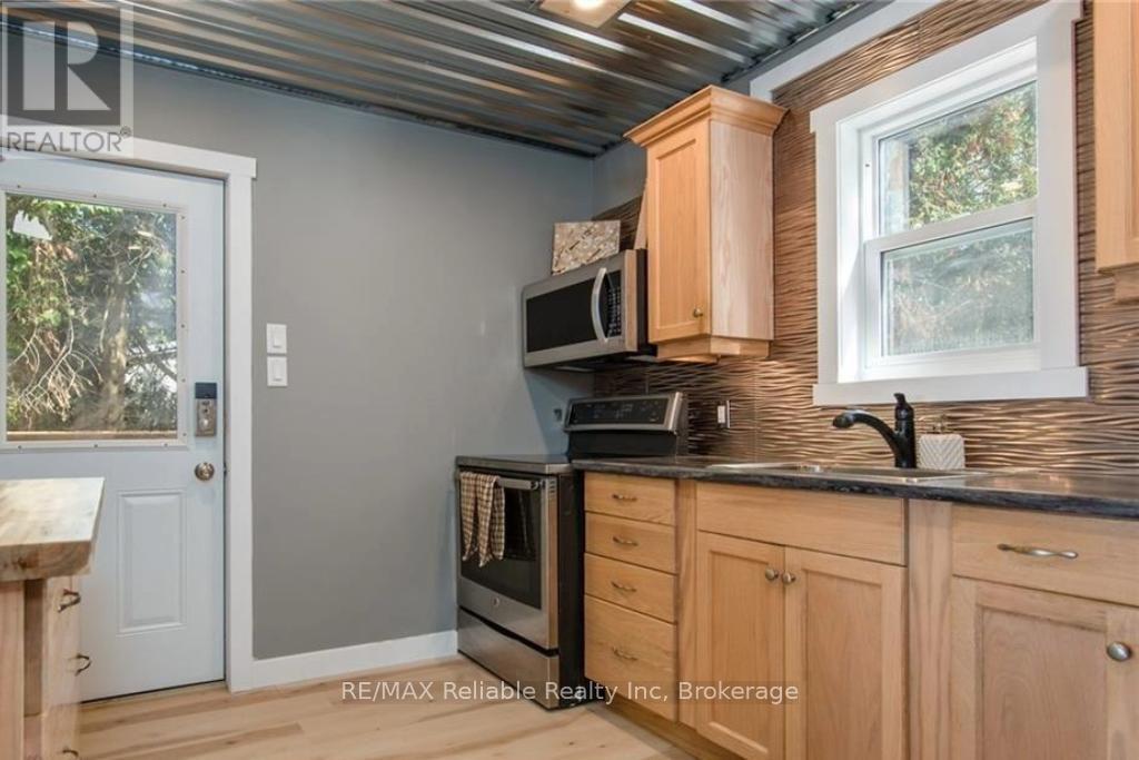 79265 Fuller Drive, Central Huron (Goderich), ON - Indoor Photo Showing Kitchen