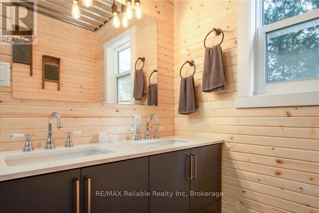 79265 Fuller Drive, Central Huron (Goderich), ON - Indoor Photo Showing Bathroom