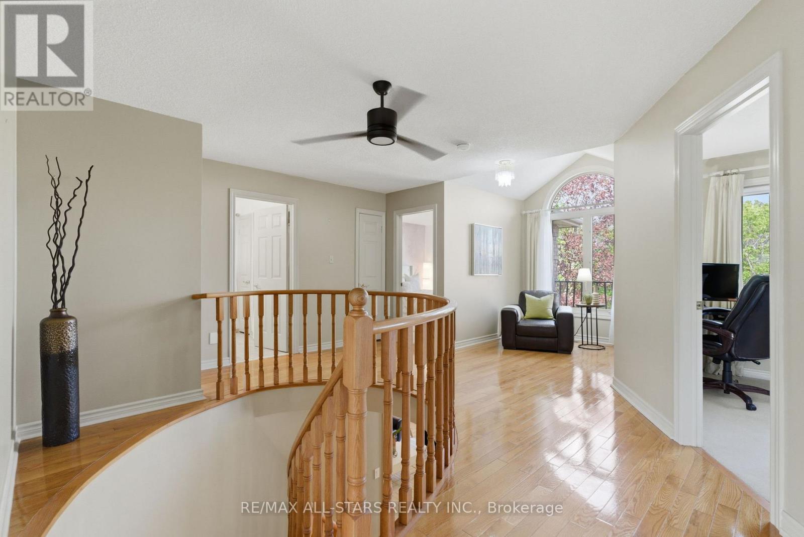 28 Testa Road, Uxbridge, ON - Indoor Photo Showing Other Room