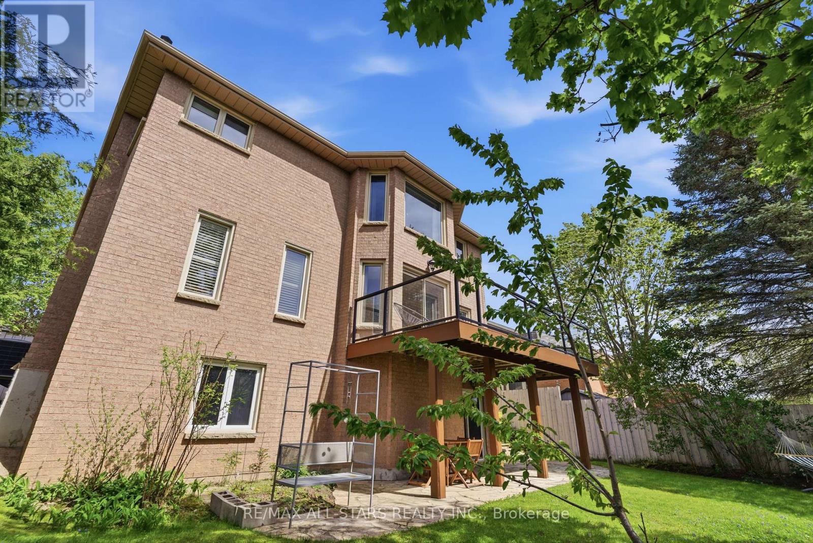 28 Testa Road, Uxbridge, ON - Outdoor