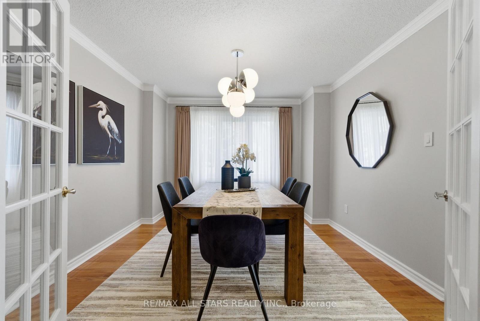 28 Testa Road, Uxbridge, ON - Indoor Photo Showing Dining Room