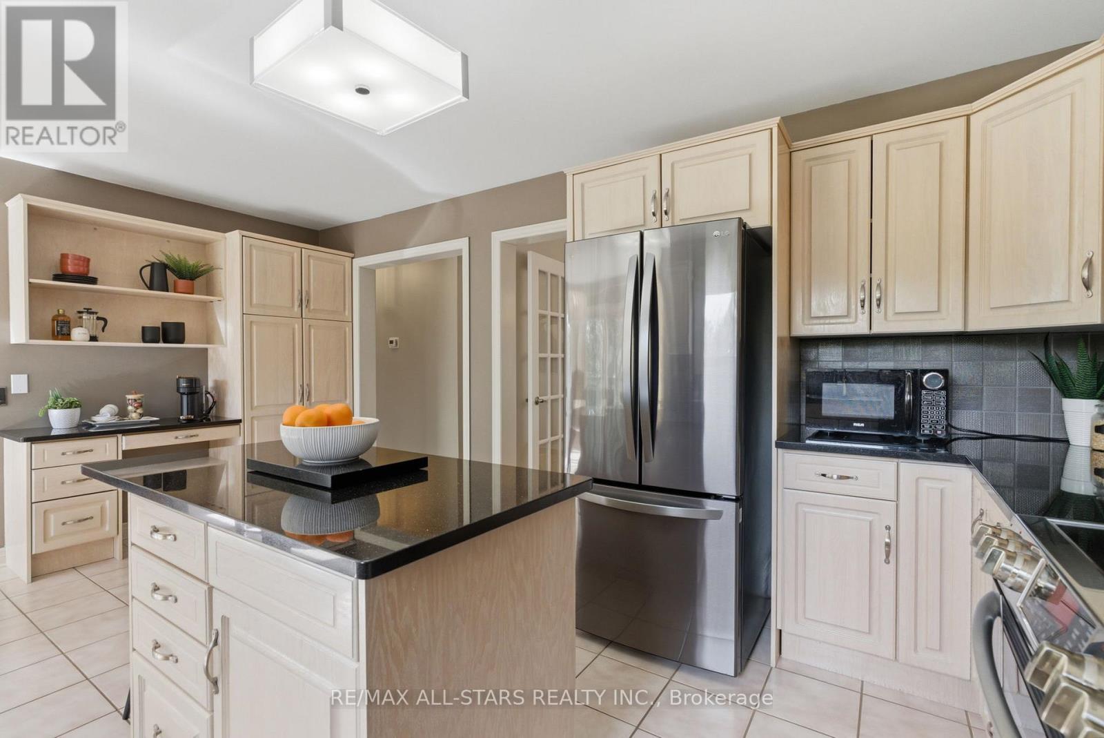 28 Testa Road, Uxbridge, ON - Indoor