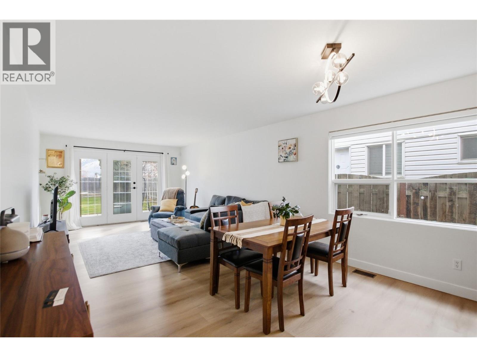 1232 13Th Street, Kamloops, BC - Indoor