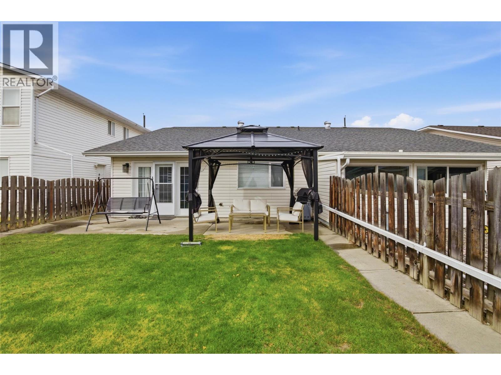1232 13Th Street, Kamloops, BC - Outdoor With Deck Patio Veranda