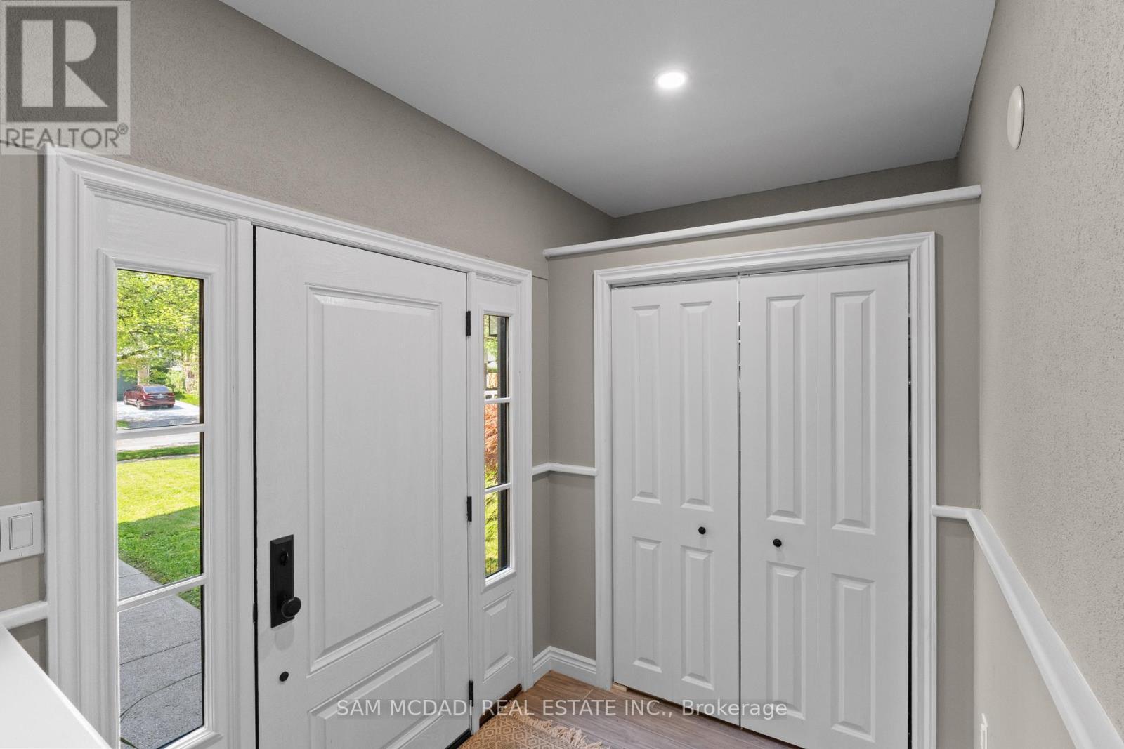 2464 Council Ring Road, Mississauga, ON - Indoor Photo Showing Other Room