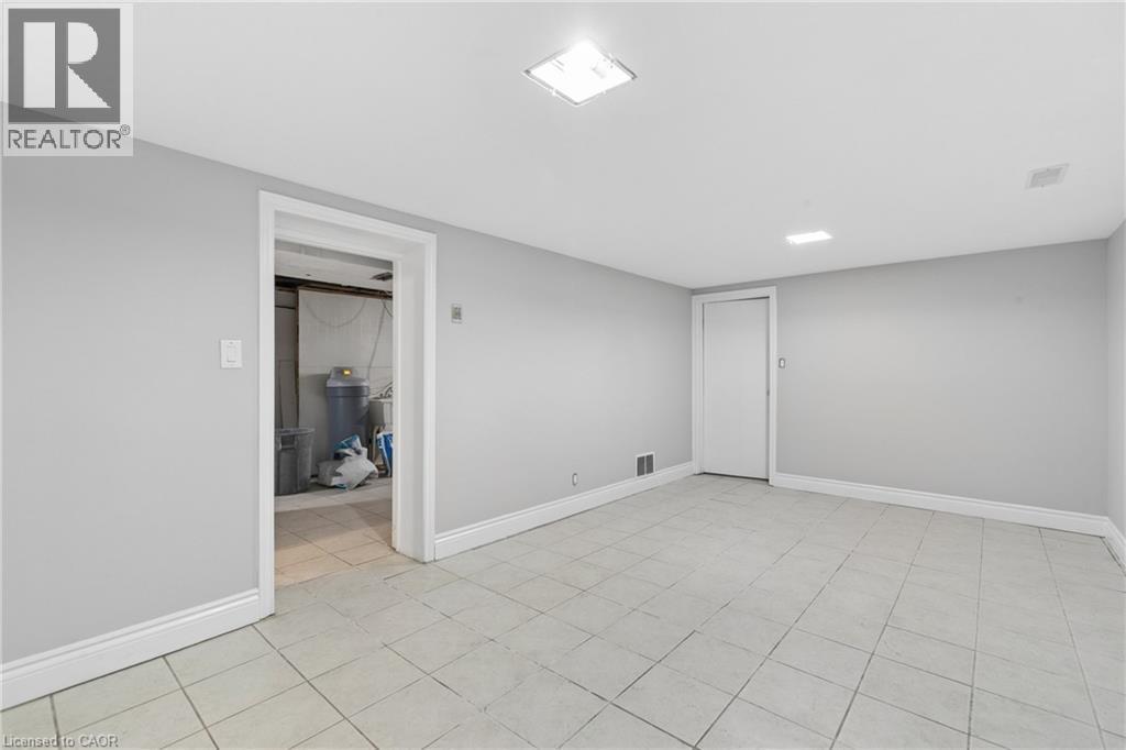 680 Frederick Street, Kitchener, ON - Indoor Photo Showing Other Room