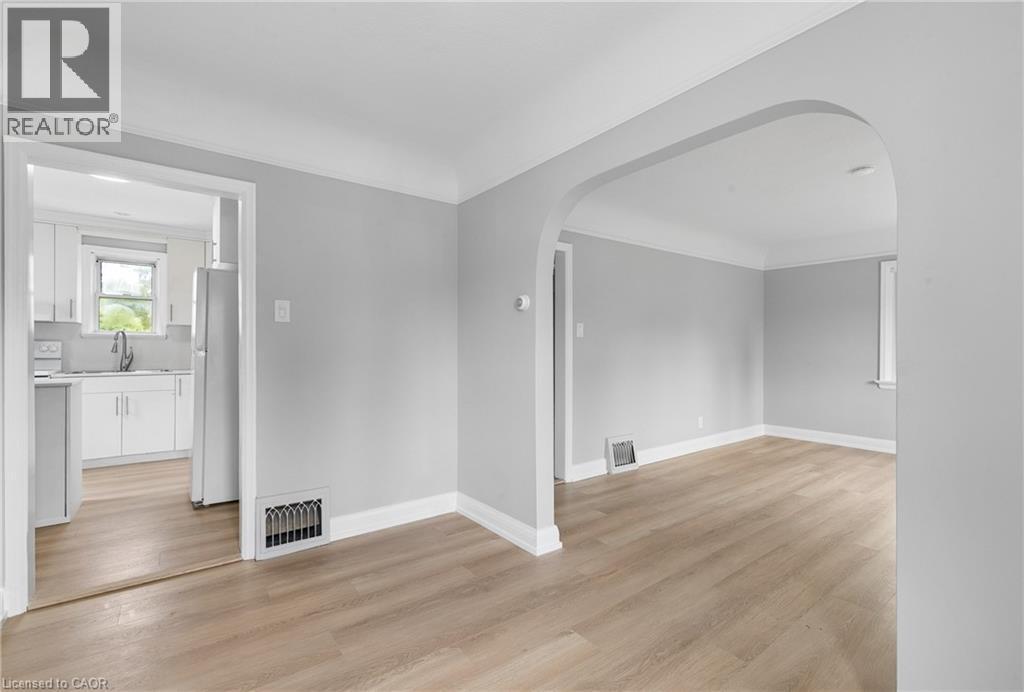 680 Frederick Street, Kitchener, ON - Indoor Photo Showing Other Room