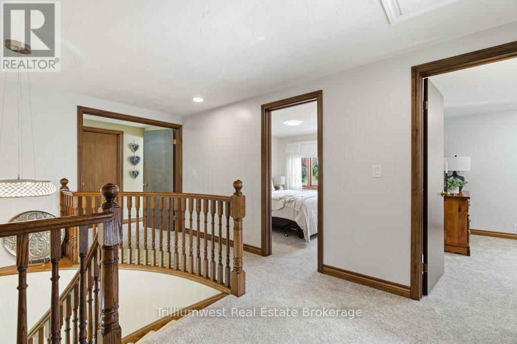 32 Sunset Drive, Woolwich, ON - Indoor Photo Showing Other Room