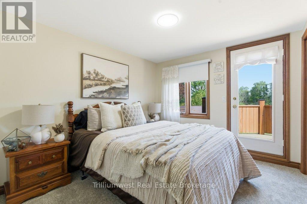 32 Sunset Drive, Woolwich, ON - Indoor Photo Showing Bedroom