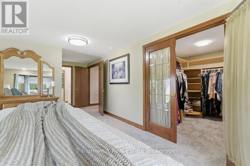 32 Sunset Drive, Woolwich, ON - Indoor Photo Showing Bedroom