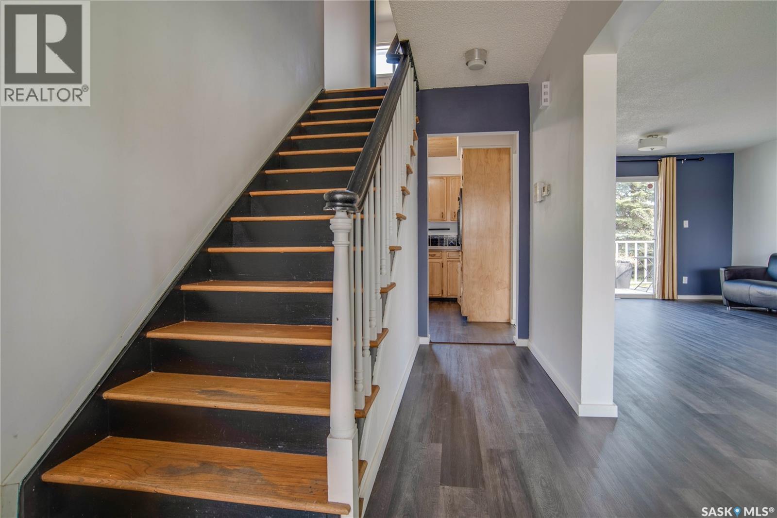 3017 Taylor Street E, Saskatoon, SK - Indoor Photo Showing Other Room
