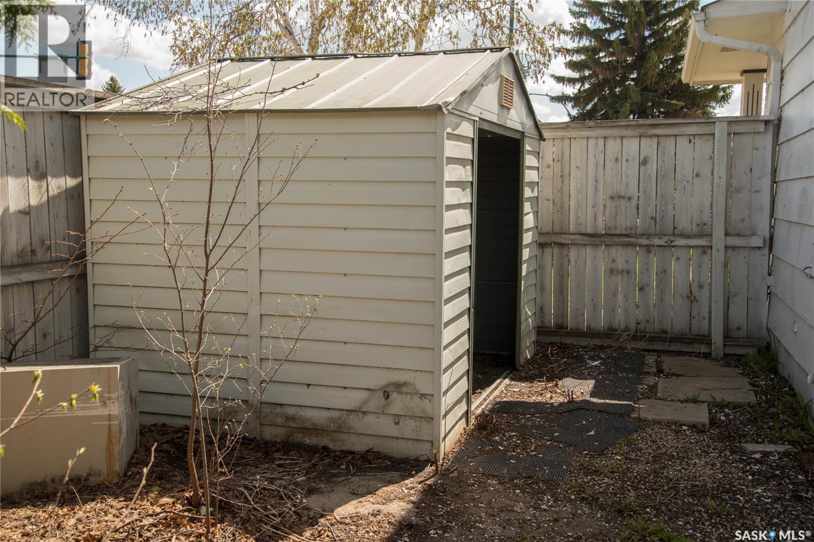 3017 Taylor Street E, Saskatoon, SK - Outdoor With Exterior