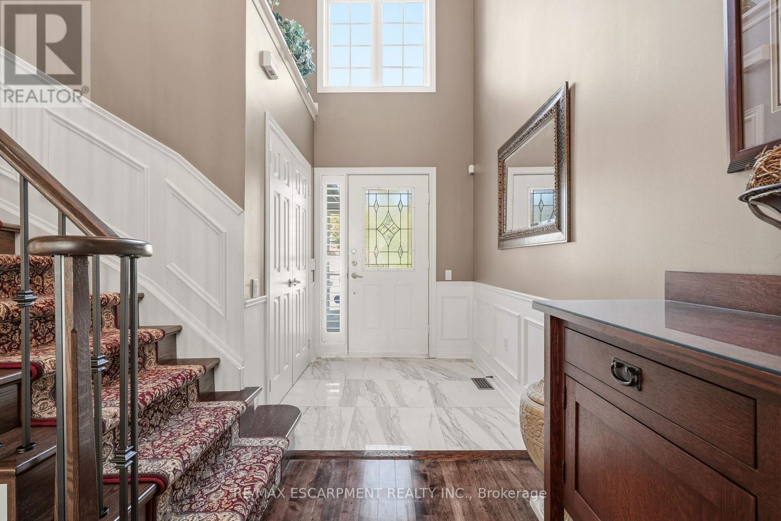 4163 Stonebridge Crescent, Burlington, ON - Indoor Photo Showing Other Room