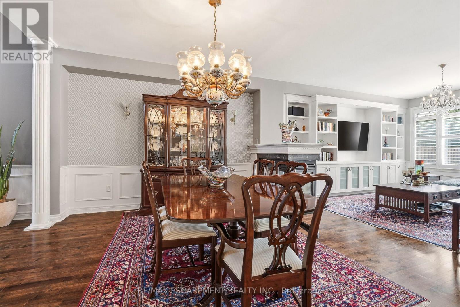 4163 Stonebridge Crescent, Burlington, ON - Indoor Photo Showing Dining Room