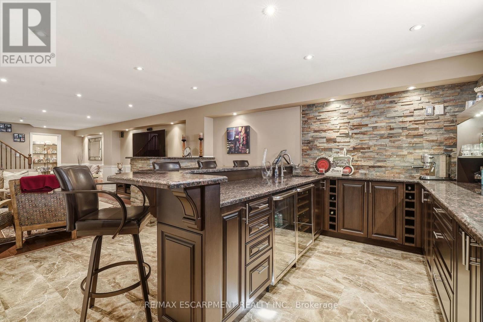 4163 Stonebridge Crescent, Burlington, ON - Indoor Photo Showing Other Room