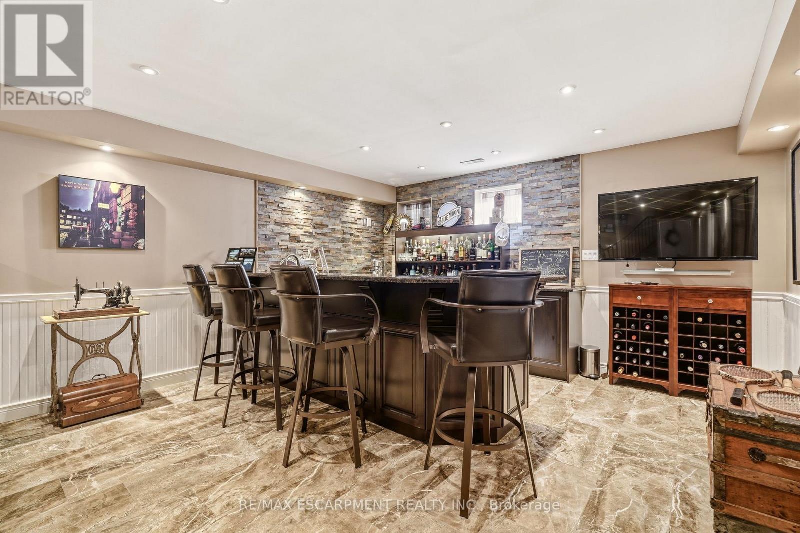 4163 Stonebridge Crescent, Burlington, ON - Indoor Photo Showing Dining Room