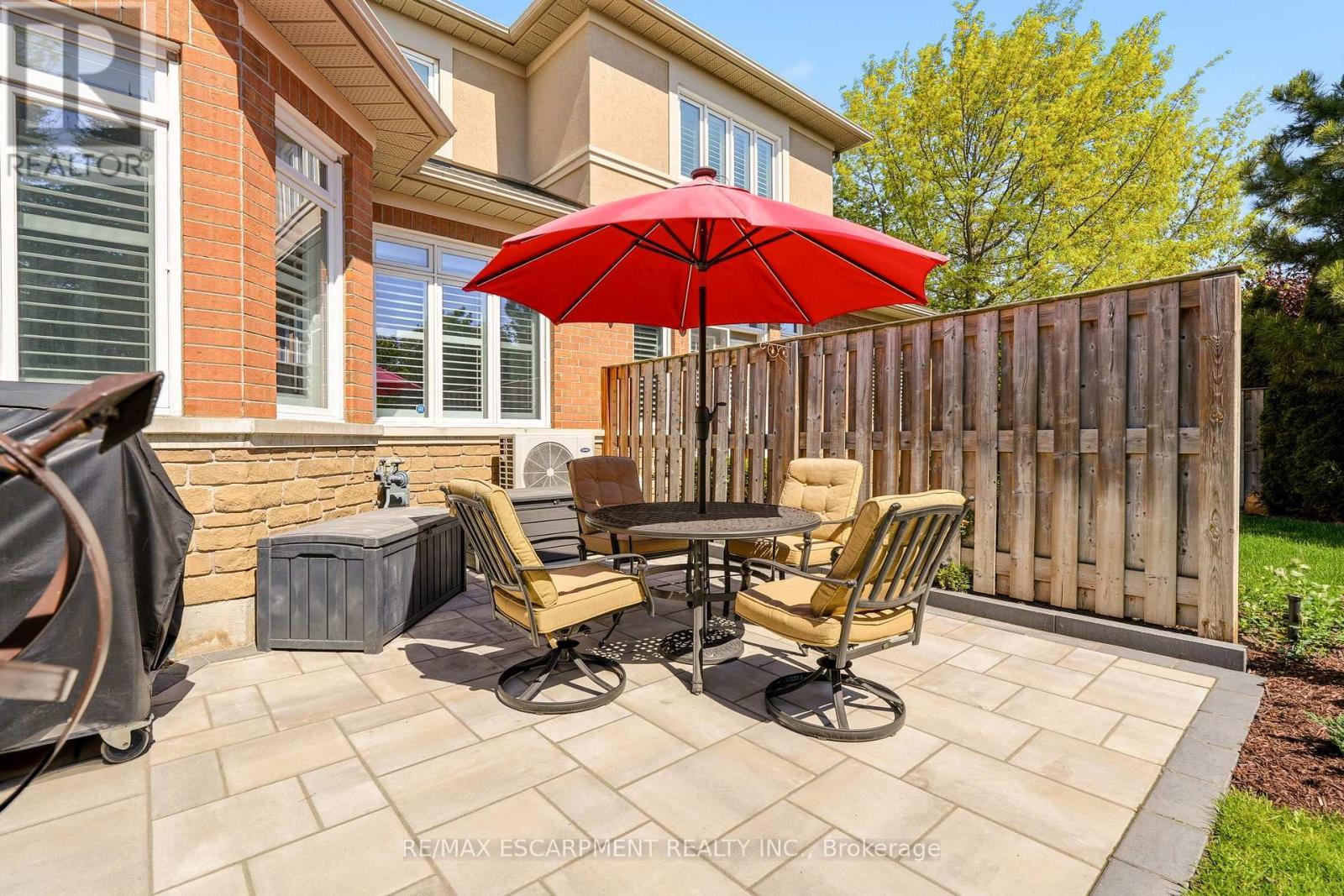 4163 Stonebridge Crescent, Burlington, ON - Outdoor With Deck Patio Veranda With Exterior