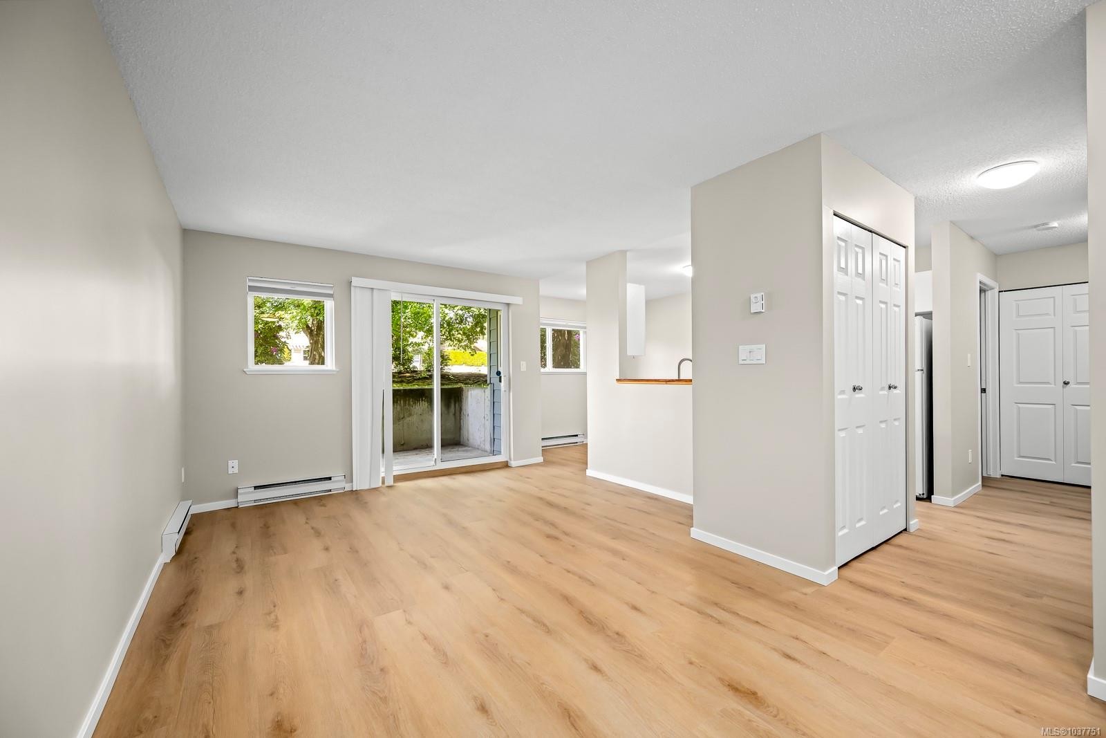 #101B-698 Aspen Rd, Comox, BC - Indoor Photo Showing Other Room
