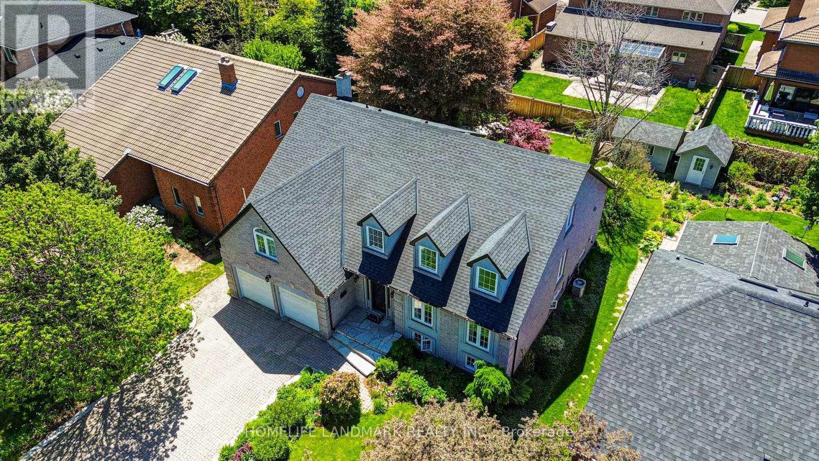 38 Balfour Drive, Hamilton, ON - Outdoor
