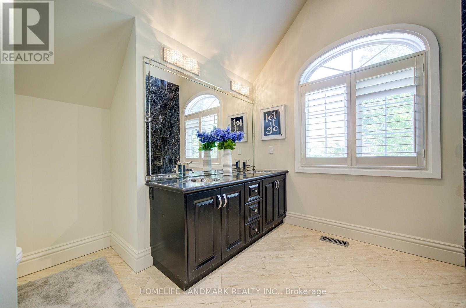38 Balfour Drive, Hamilton, ON - Indoor